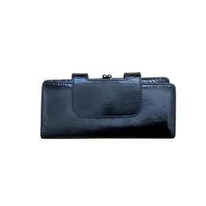 HOBO International Glossy Leather Black Kisslock Wallet